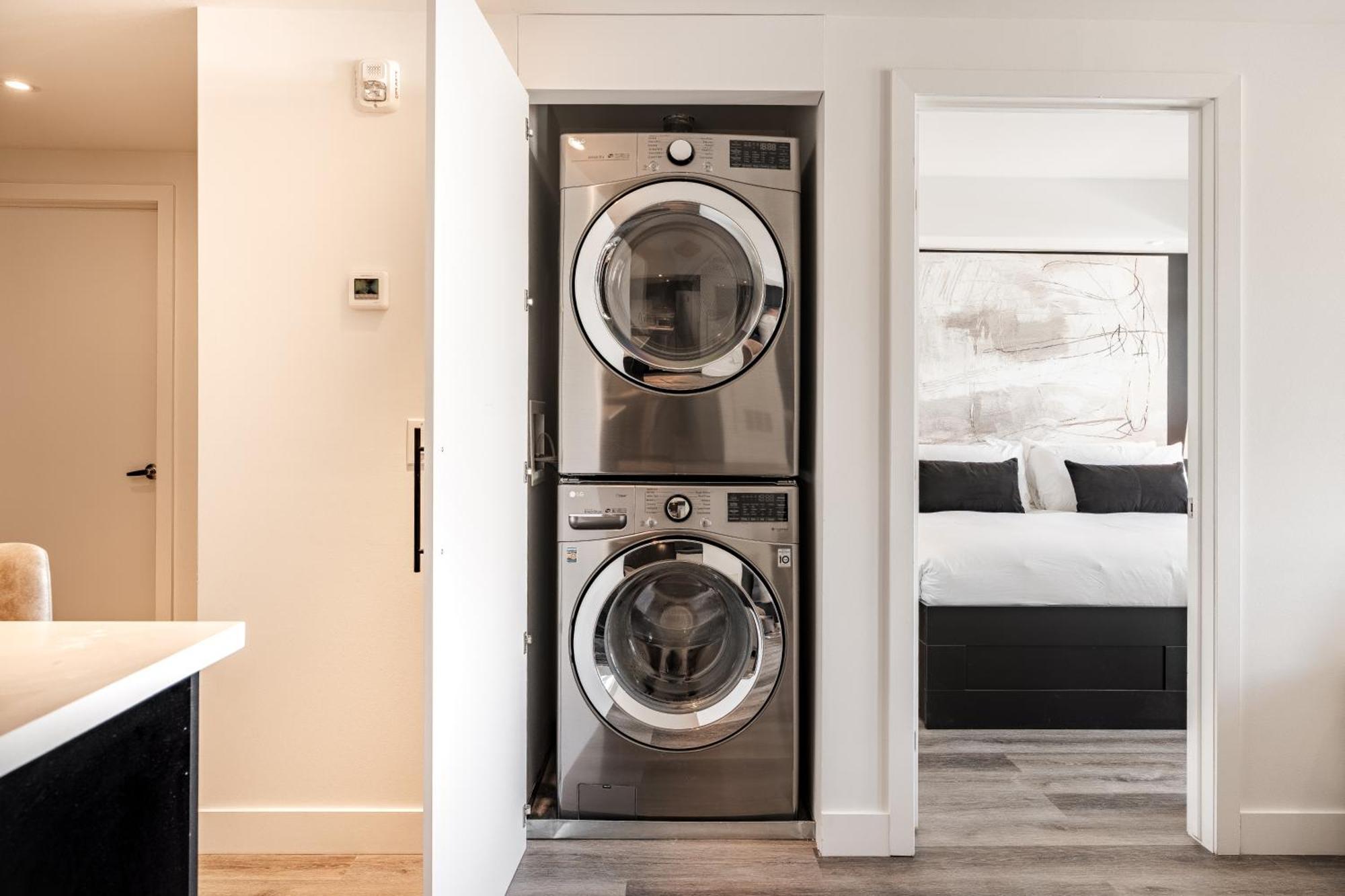 Westview Luxury Suites Ottawa Zewnętrze zdjęcie